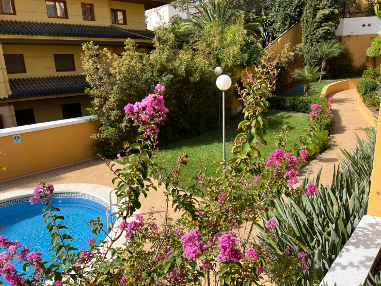 Flat for rent in El Limonar (Málaga)