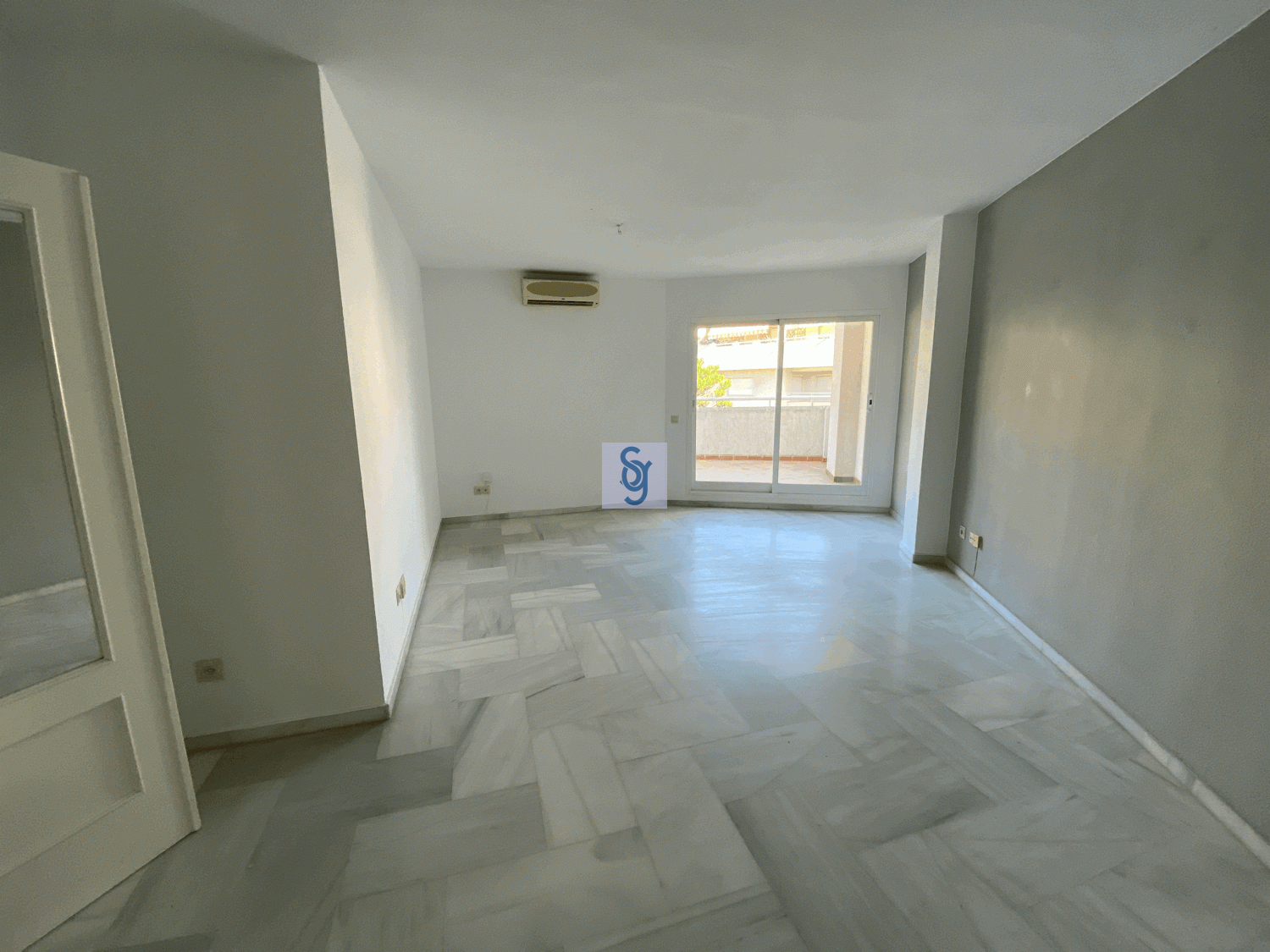 Penthouse zur miete in Los Pinos del Limonar (Málaga)